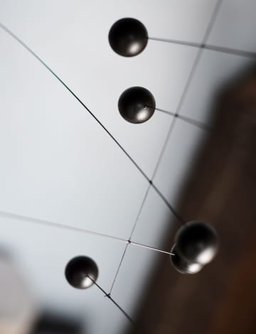 Futura uro - svart-röd - Flensted Mobiles