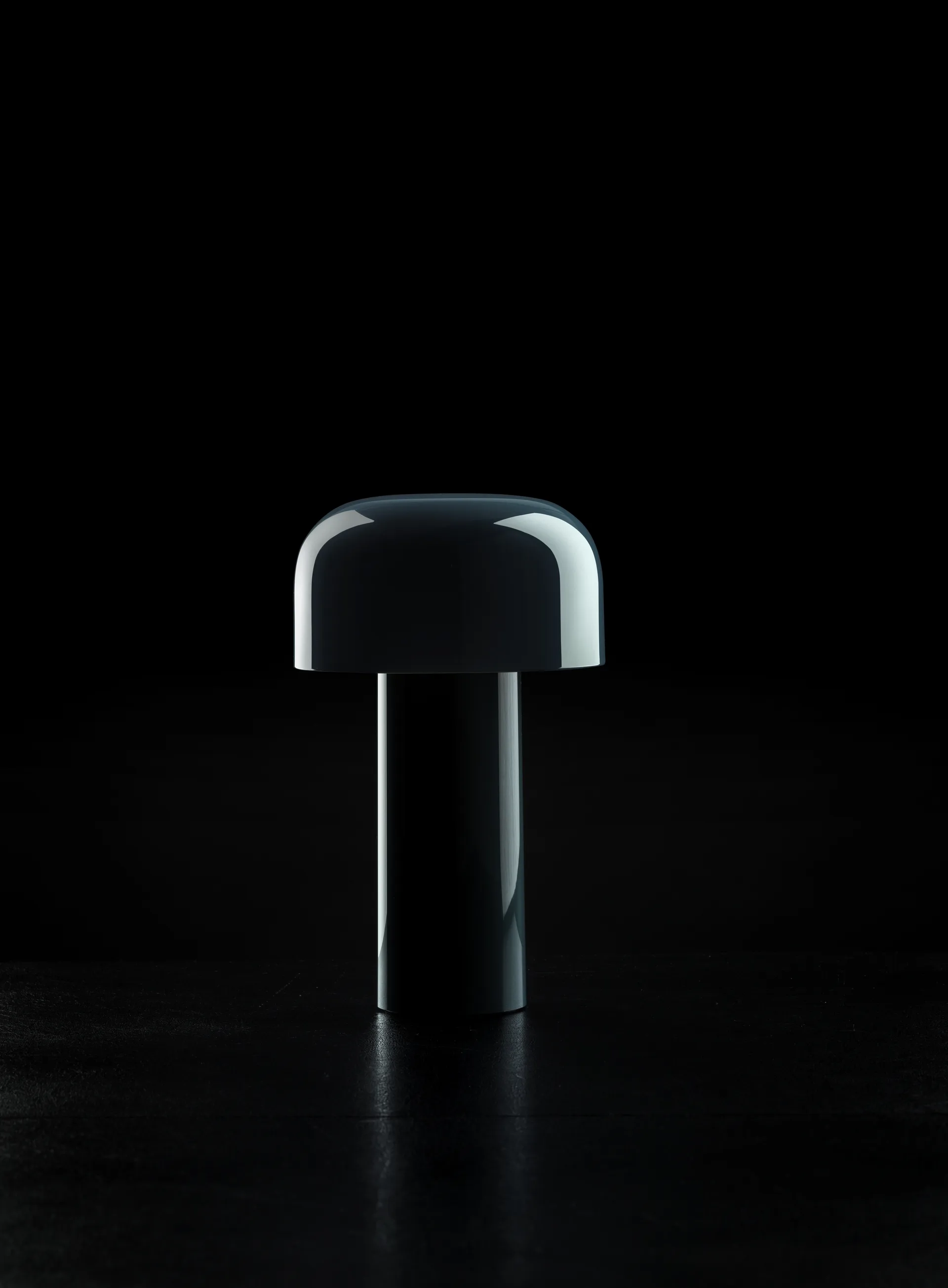 Bellhop bordlampe portabel, Blue grey, IP54 (innendørs/utendørs) Flos