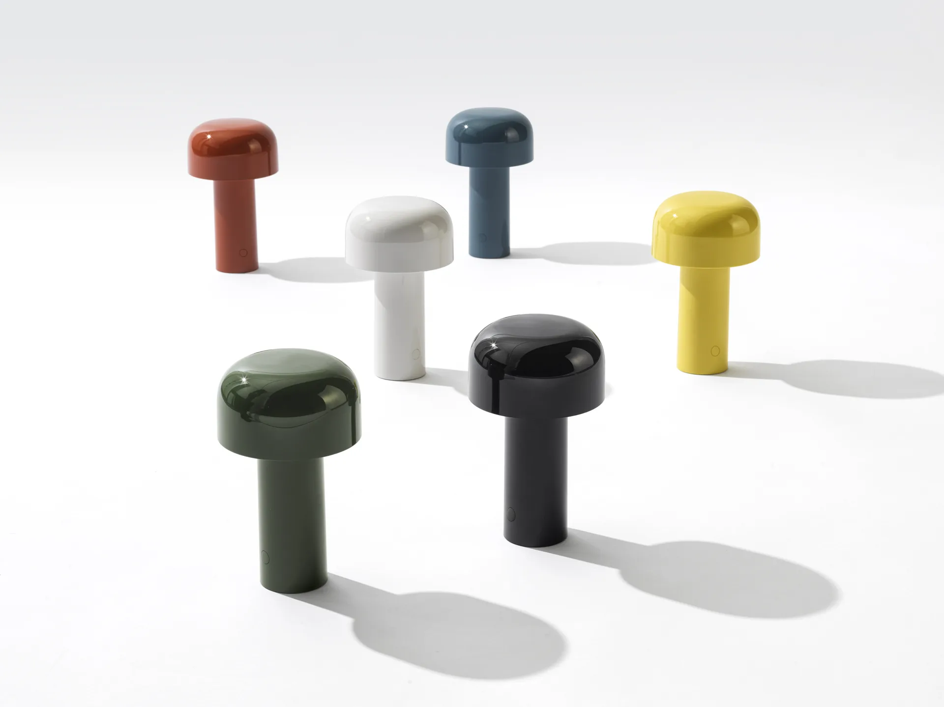 Bellhop bordlampe portabel, Glossy green, IP54 (innendørs/utendørs) Flos