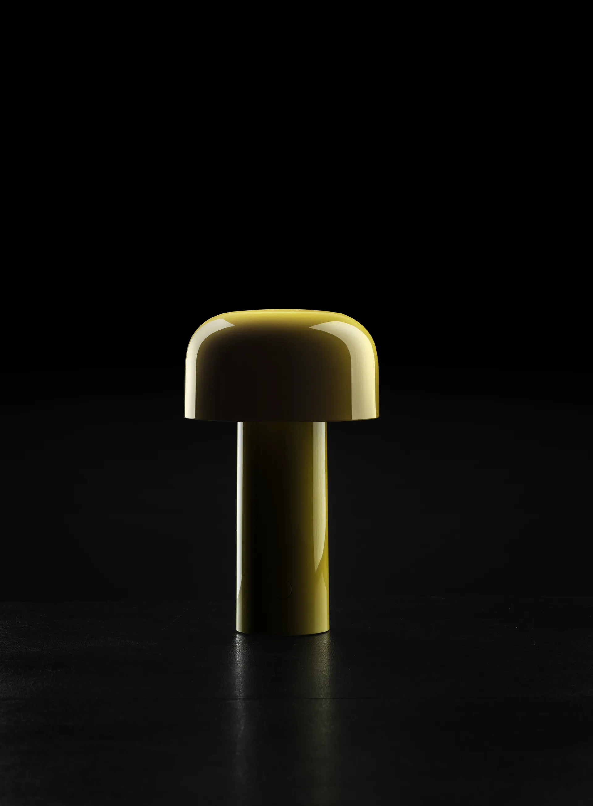 Bellhop bordlampe portabel, Yellow yellow, IP54 (innendørs/utendørs) Flos