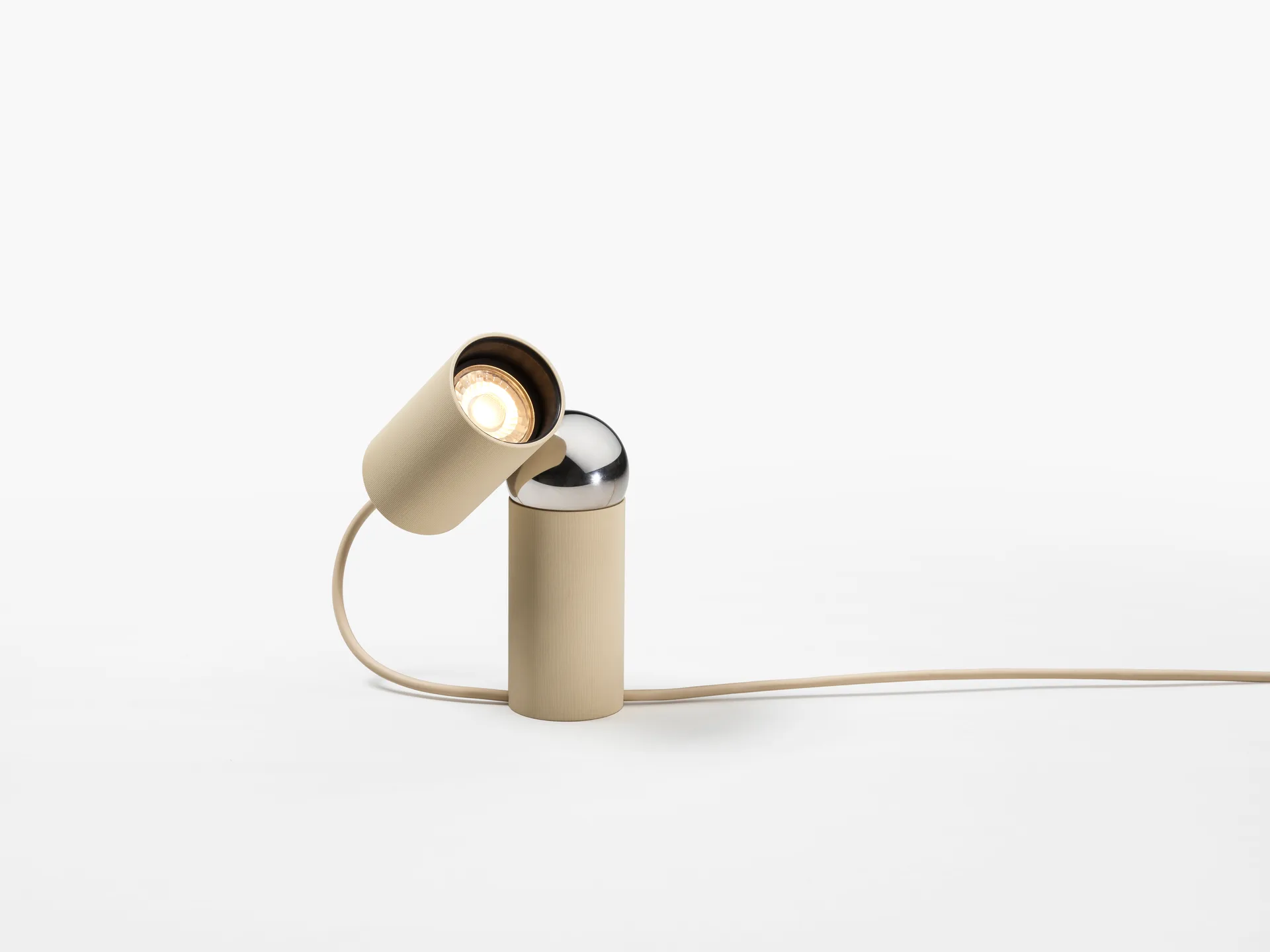 Bilboquet bordlampe, Linen Flos