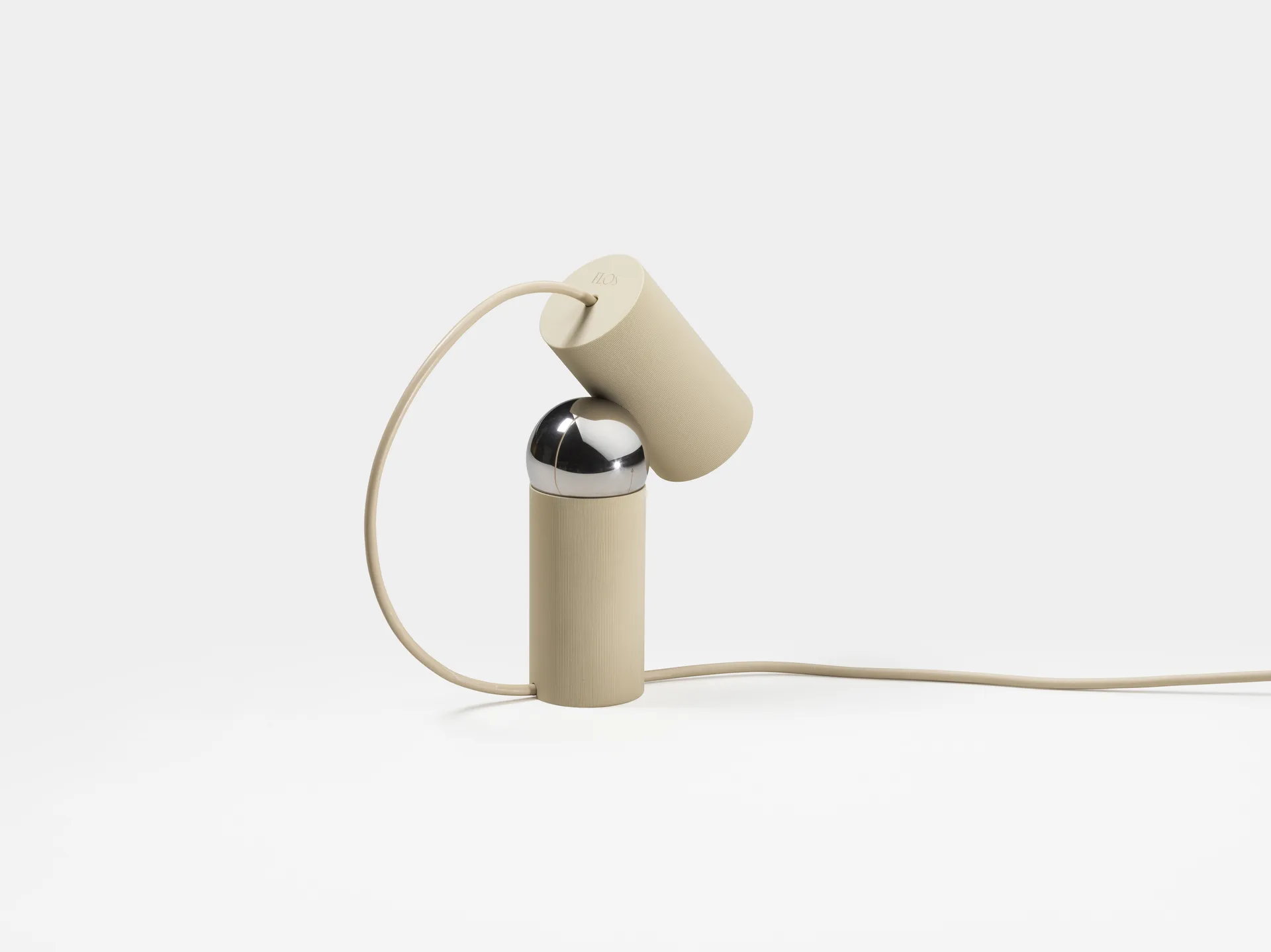 Bilboquet bordlampe, Linen Flos