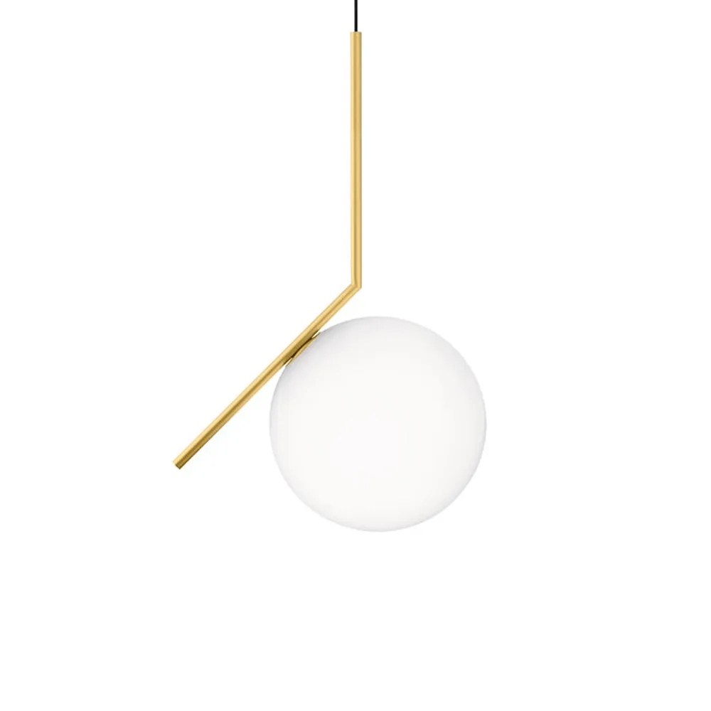 IC lights S2 pendel, Børstet messing-opal Flos