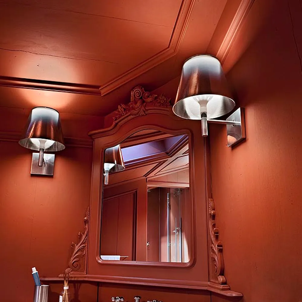 KTribe W vegglampe, Bronse Flos