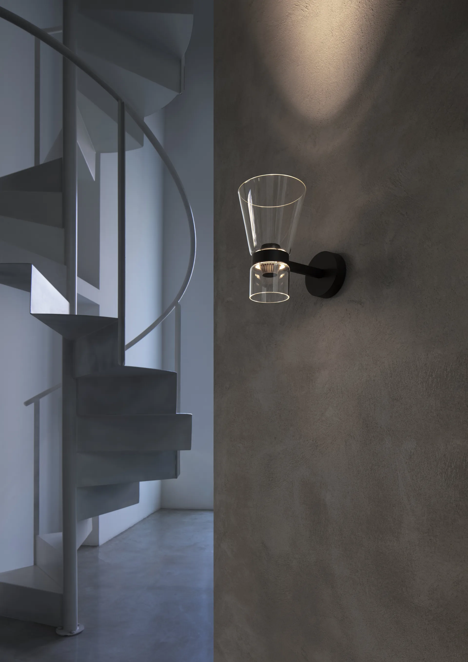 Nocturne Cone vegglampe - Svart,  Flos