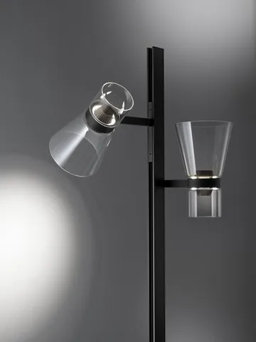 Nocturne F2 cone gulvlampe - Svart - Flos