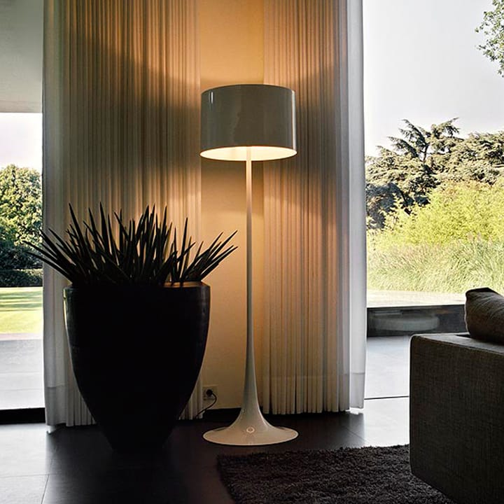 Spun Light F gulvlampe, Svart Flos