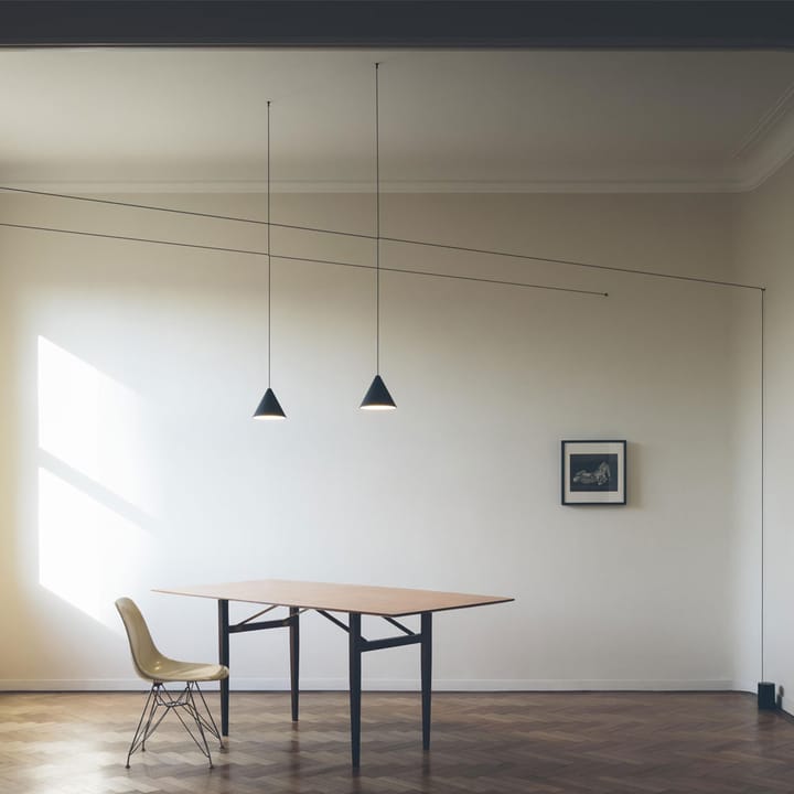 String Light Cone pendel, Hvit, 12 m ledning Flos
