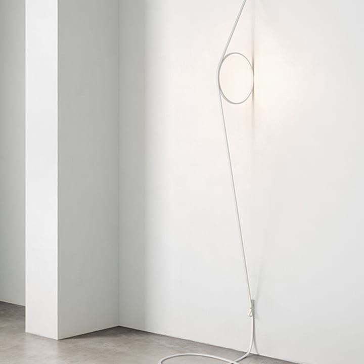 Wirering vegglampe, Rosa-svart Flos