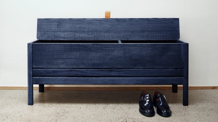 A Line oppbevaringsbenk 111 cm, Indigo Blue Special Edition Form & Refine