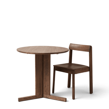 Trefoil spisebord Ø75 cm - Røkt eik - Form & Refine