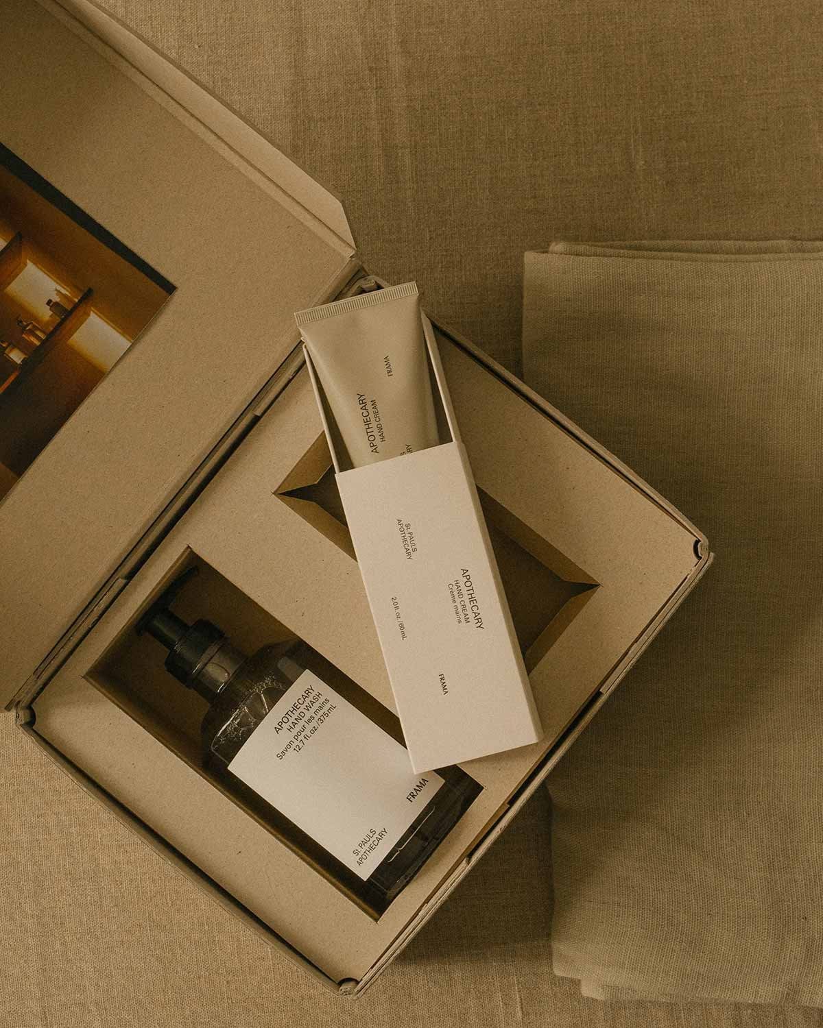 FRAMA gavesett håndsåpe + håndkrem, Apothecary FRAMA