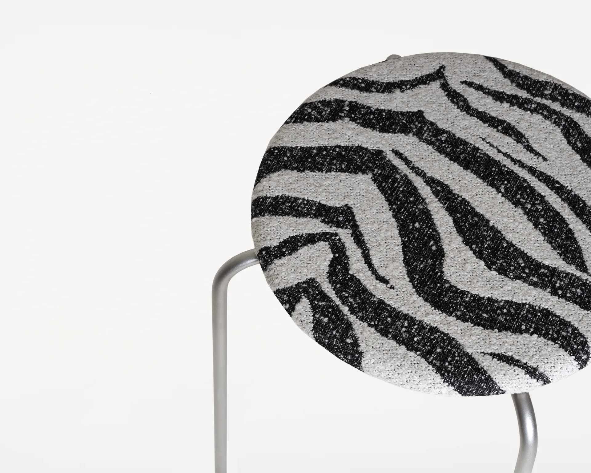 Petit Rond rund krakk, Rustfritt stål-stoff Zebra FRAMA