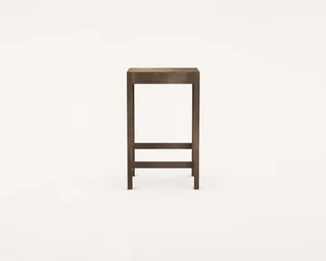 Stool 01 barkrakk - Mørkebrun bjørk, 65 cm - FRAMA
