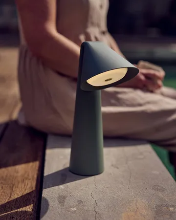 Ami bordlampe portabel - Sage green, 31,6 cm - Frandsen