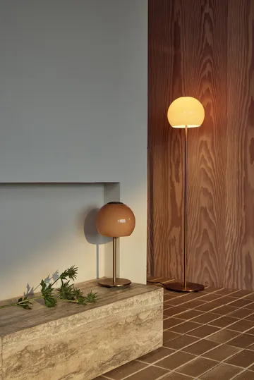 Ball glass gulvlampe - Amber, 130 cm - Frandsen