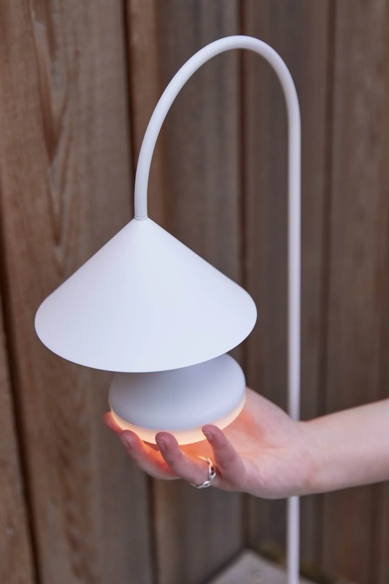 Grasp portable bordlampe, Matt White, 72 cm Frandsen