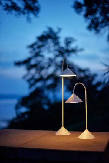 Grasp portable bordlampe - Matt White, 72 cm - Frandsen