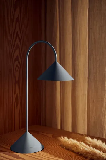 Grasp portable bordlampe - Skyway blue, 47 cm - Frandsen