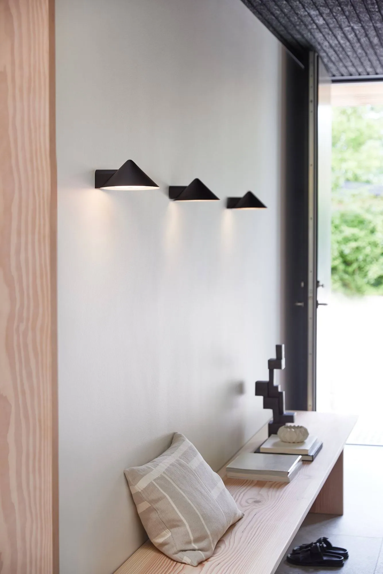 Grasp vegglampe, Matt Black Frandsen