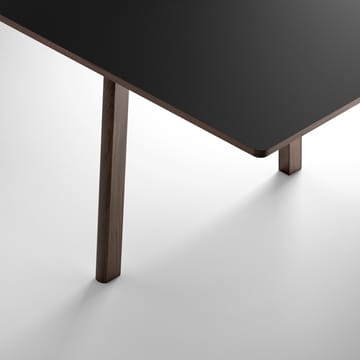 Ana spisebord 220–320x95 cm - Nanolaminat svart-røkt eik - Fredericia Furniture