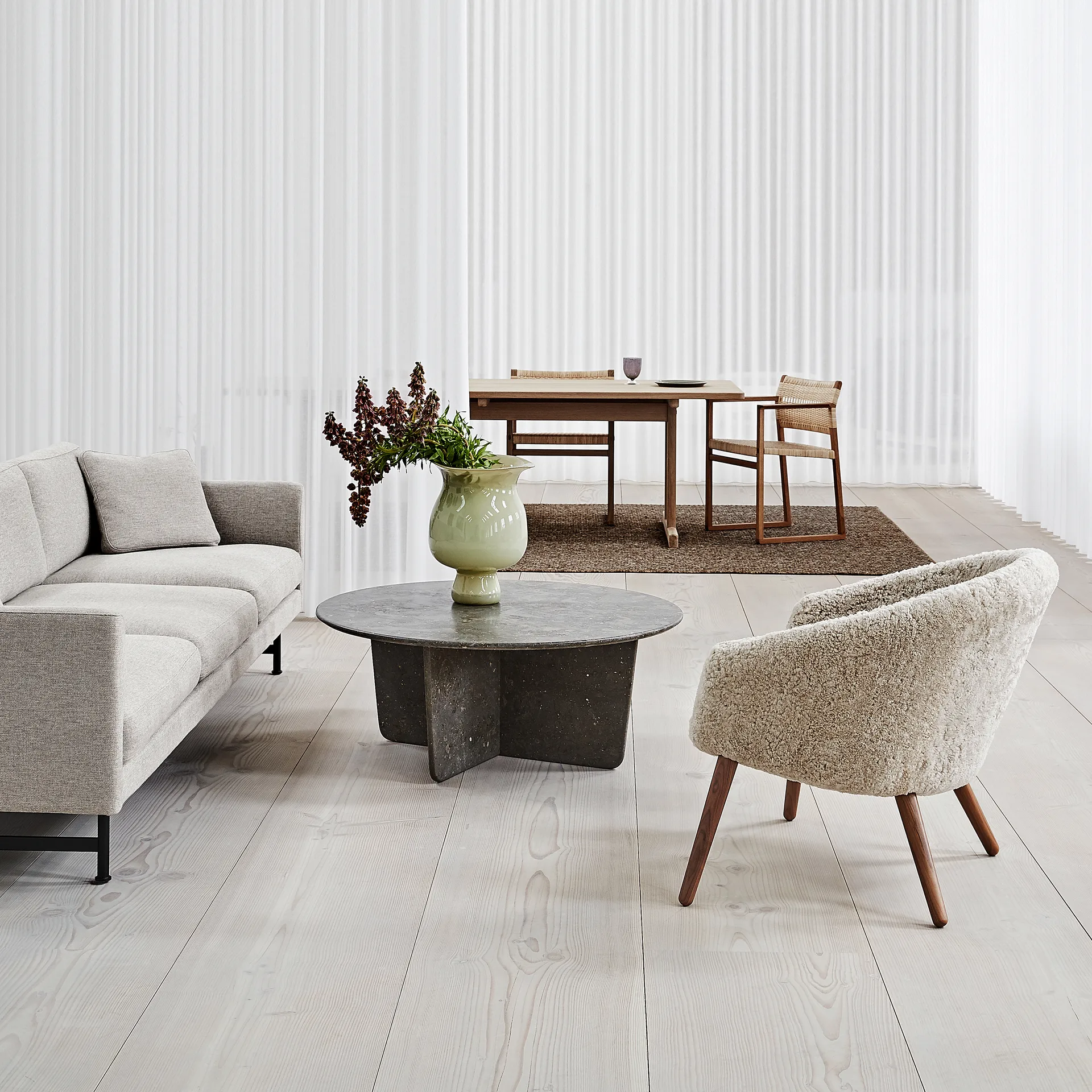 Ditzel loungestol saueskinn, Moonlight-walnut Fredericia Furniture