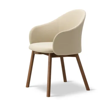 Gomo Armchair lenestol wood base - Mylla 221-røktbeiset lakkert eik - Fredericia Furniture