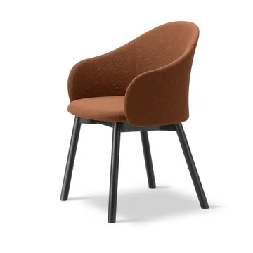 Gomo Armchair lenestol wood base - Myr 362-svartlakkert eik - Fredericia Furniture