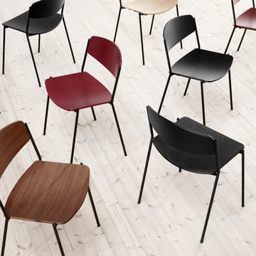 Lynderup 3080 stol - Lakkert valnøtt-svart stålstativ - Fredericia Furniture