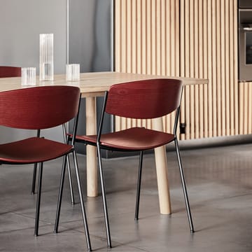 Lynderup 3080 stol - Lakkert valnøtt-svart stålstativ - Fredericia Furniture
