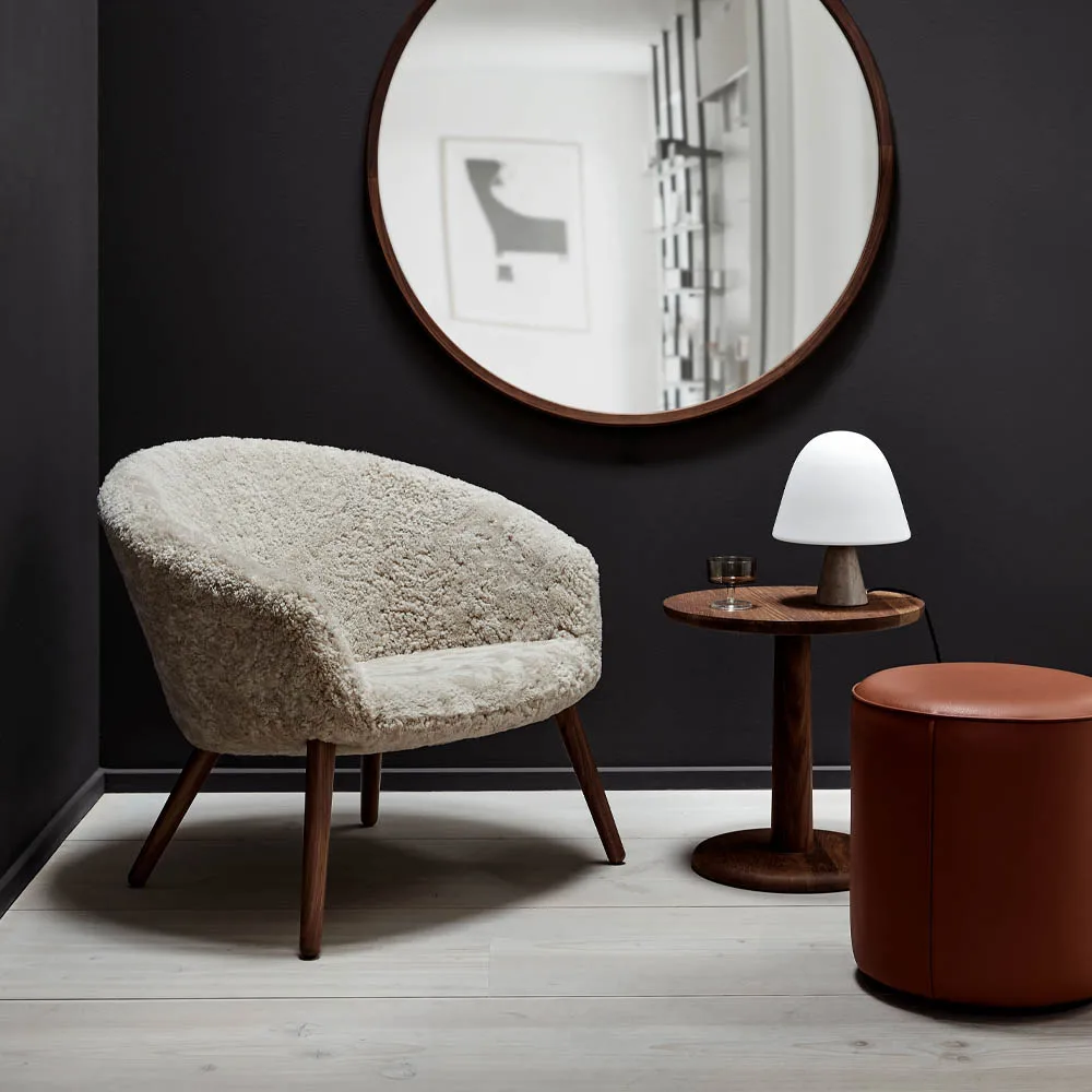 Meadow bordlampe, Opal- dark atlantico limestone Fredericia Furniture