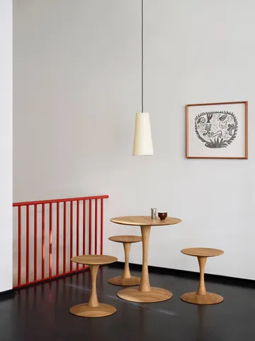 ND107 Trisse spisebord - Oljet eik, Ø75x73 cm - Fredericia Furniture