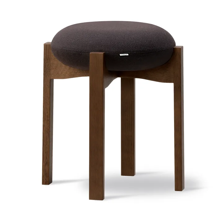 Pioneer rund krakk lav - Vidar 386-røktbeiset lakkert eik - Fredericia Furniture