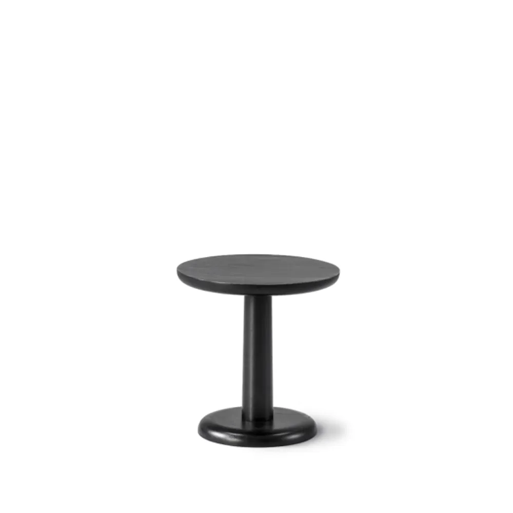 Pon sidebord, Svartlakkert eik, Ø35 cm Fredericia Furniture