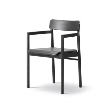 Post 3445 karmstol - Svartlakkert eik - Fredericia Furniture