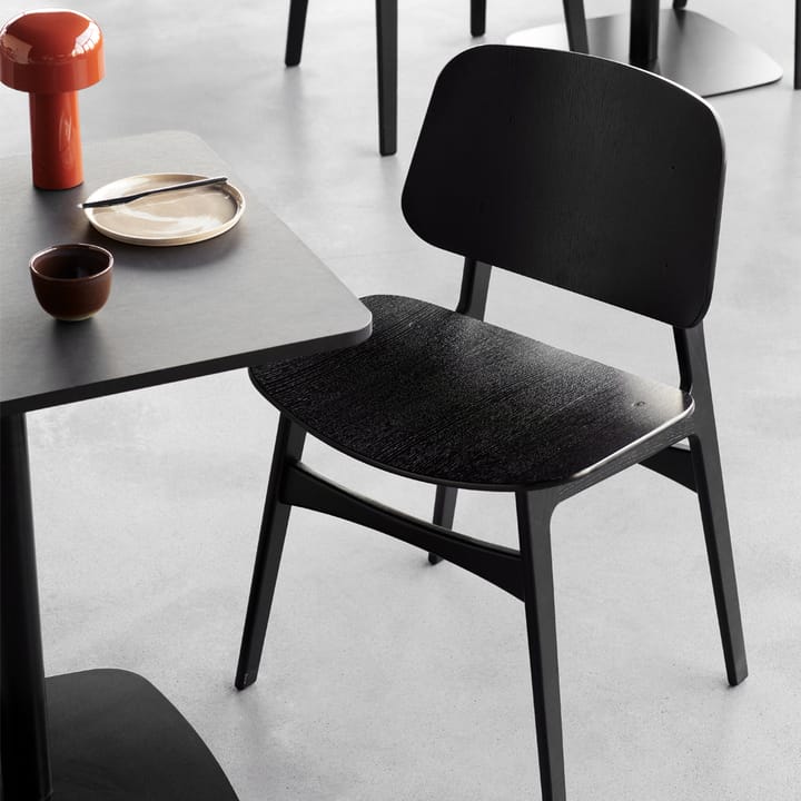 Søborg wood stol, Svartlakkert eik-svartlakkert eikstativ Fredericia Furniture