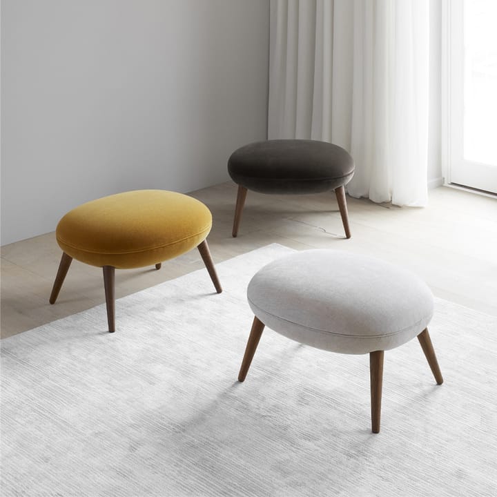 Swoon Ottoman fotskammel, Maple 222-røkt eik Fredericia Furniture