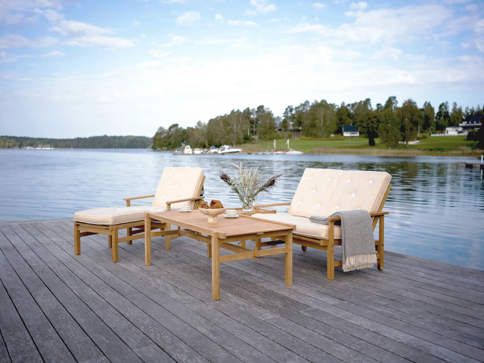 Bord 63, Teak, 150x73x51 cm Fri Form