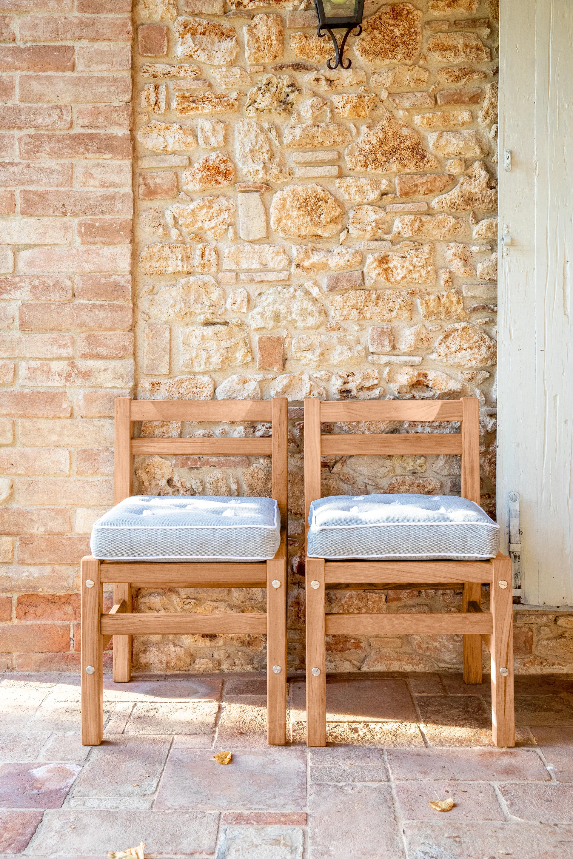 Stol 06, Redwood Fri Form