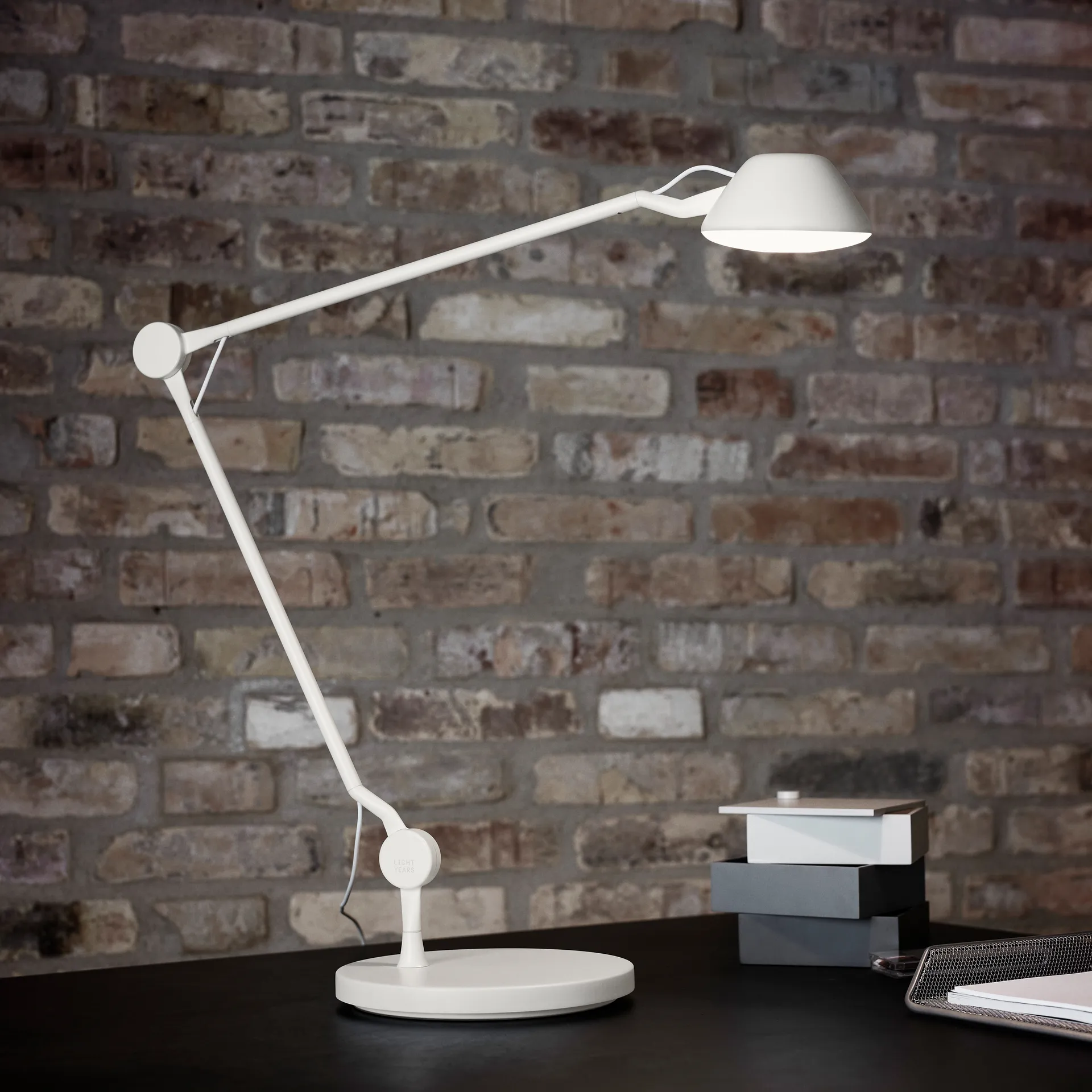 AQ01 bordlampe, Hvit Fritz Hansen
