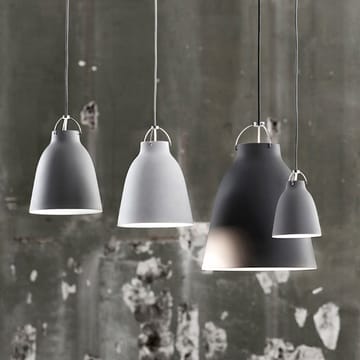 Caravaggio 1 pendel  - Hvit blank-grå tekstilledning  - Fritz Hansen