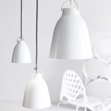Caravaggio 1 pendel  - Hvit blank-grå tekstilledning  - Fritz Hansen