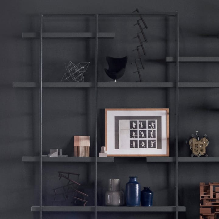Egget miniatyr, Svart Fritz Hansen