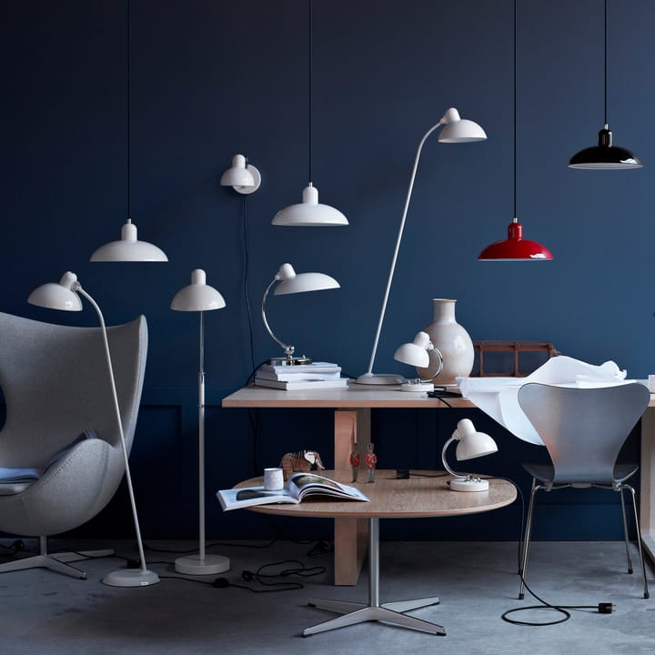 Kaiser Idell 6556-F gulvlampe - White - Fritz Hansen