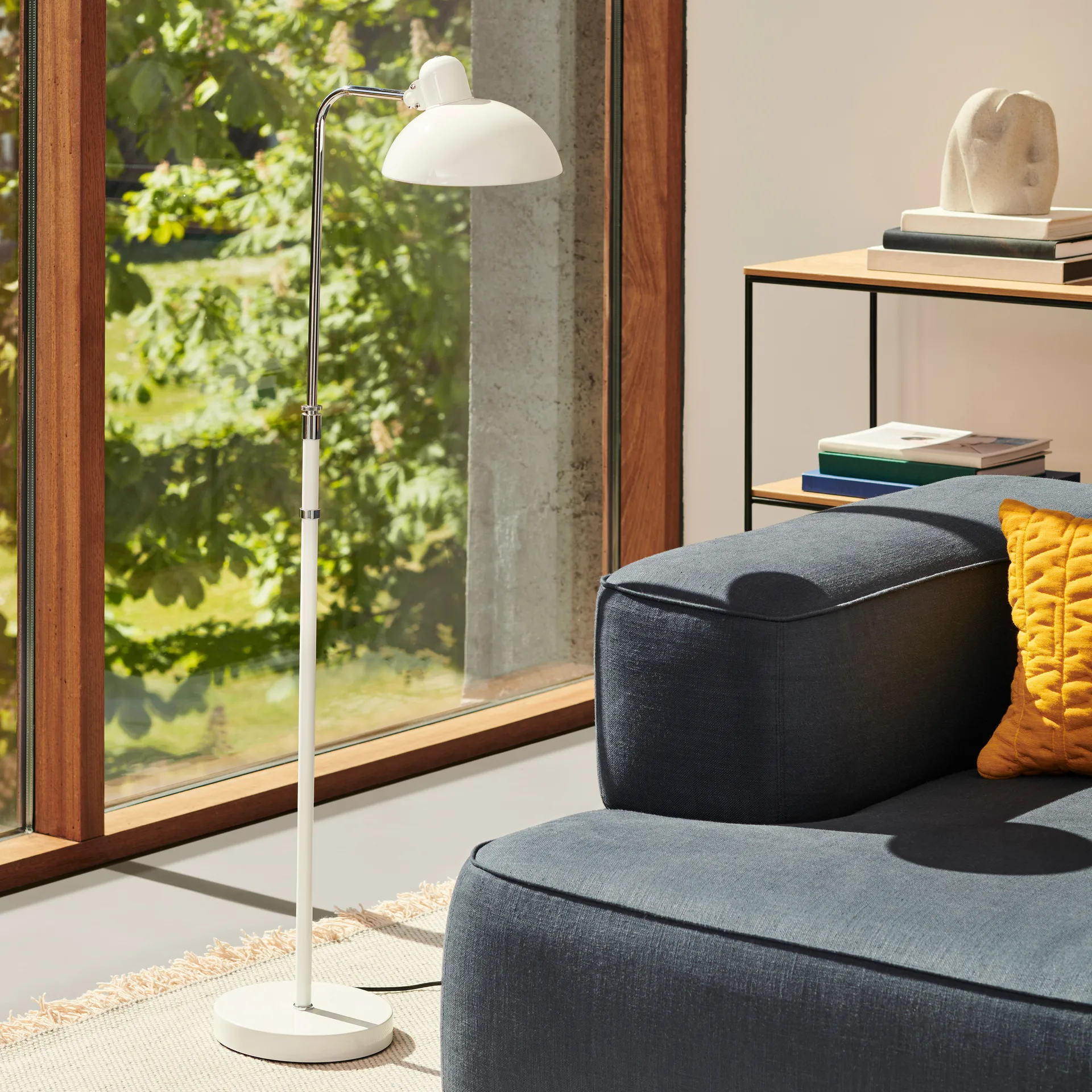 Kaiser Idell 6580-F Luxus gulvlampe, White Fritz Hansen