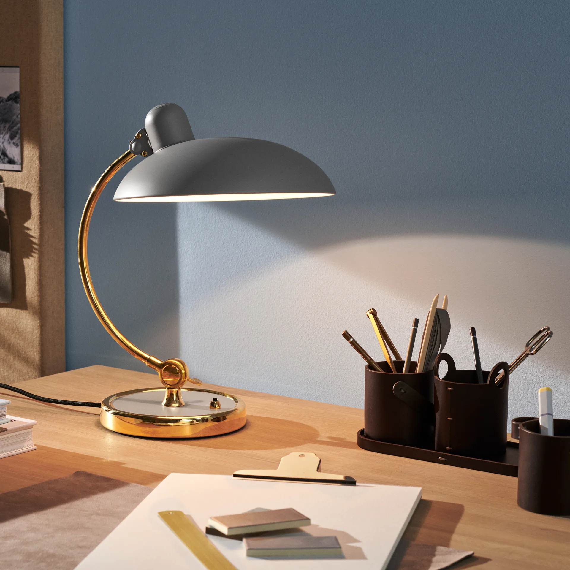 Kaiser Idell 6631-T Luxus bordlampe, Easy grey Fritz Hansen