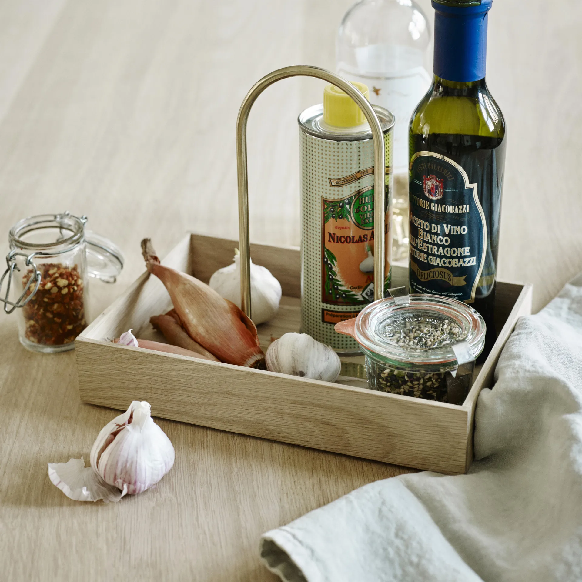 Norr box, eik Fritz Hansen