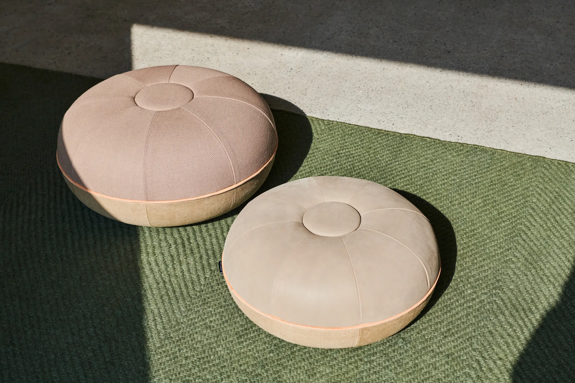 Pouf sittepuff small, Light grey Fritz Hansen