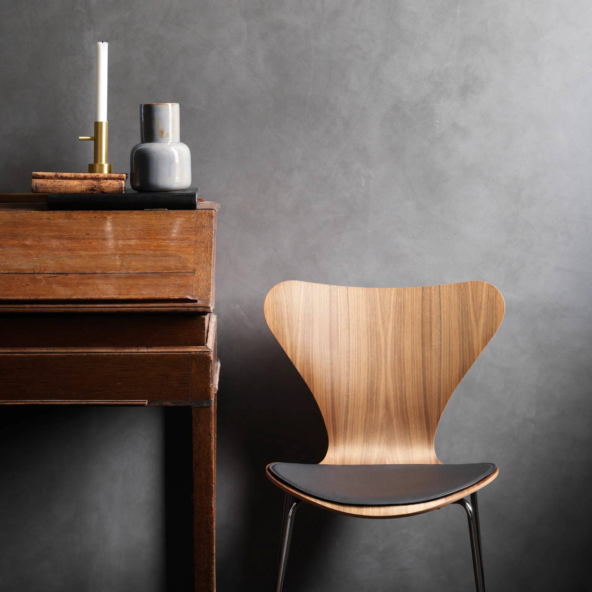 Series 7 stolpute lær, Black Fritz Hansen