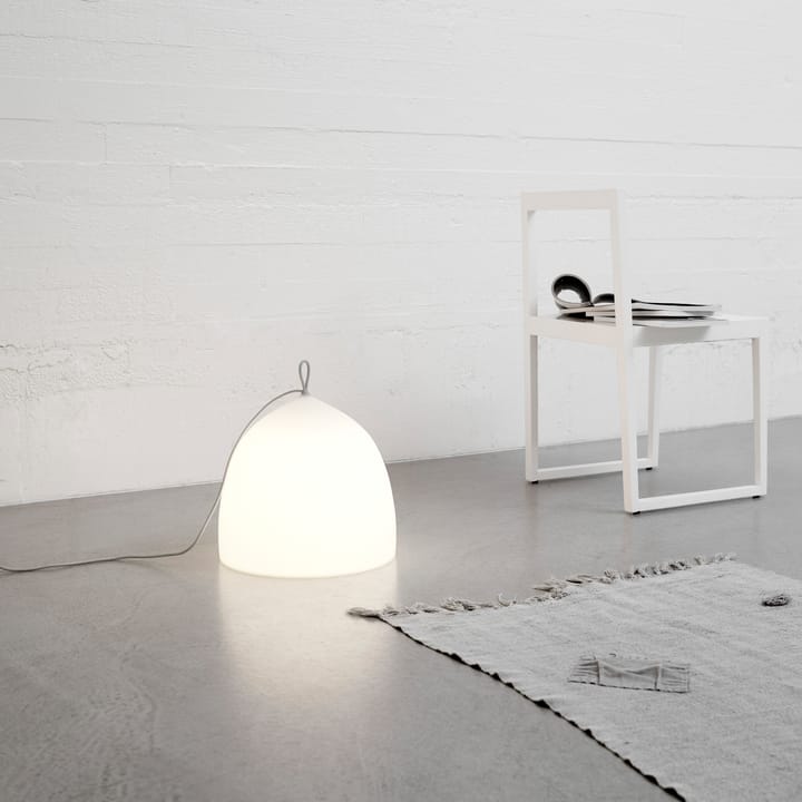 Suspence Nomad gulvlampe - Opal-grey - Fritz Hansen